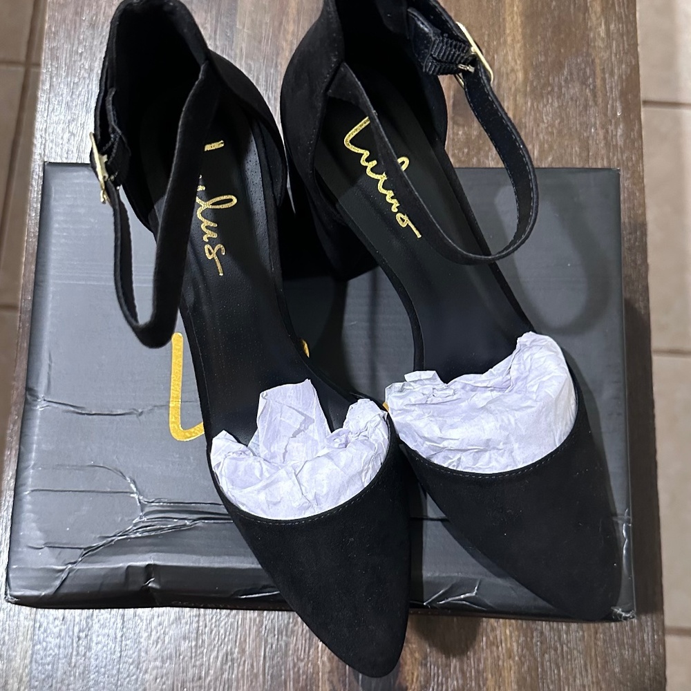 Lulu's Ellarose Black Suede Ankle Strap Heels Size 8 1/2